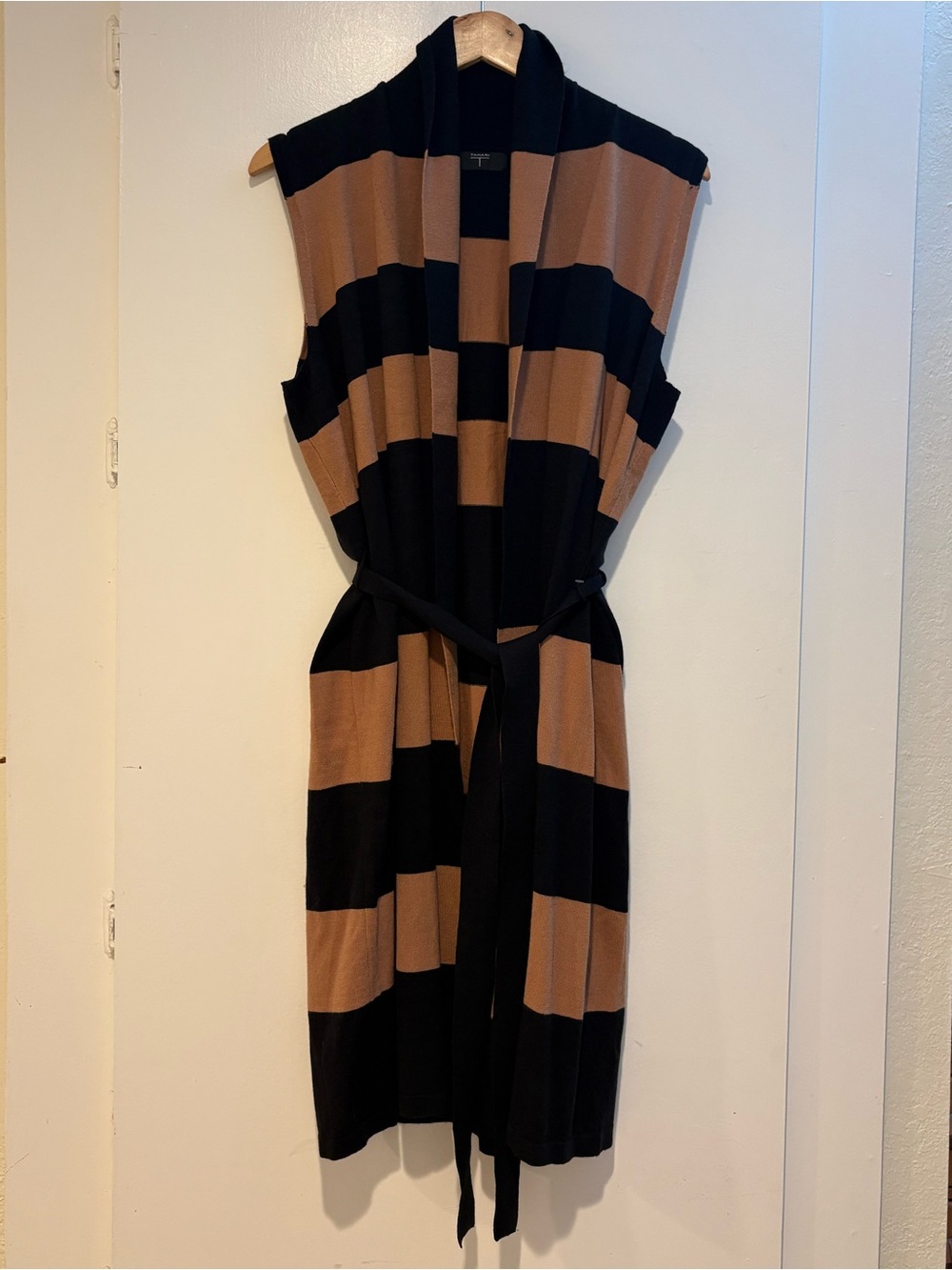 NWT Size M T Tahari Black & Tan Colorblock Open Front Long Cardigan Sweater tan